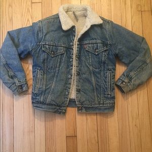 VINTAGE Levi’s Sherpa Denim Jacket